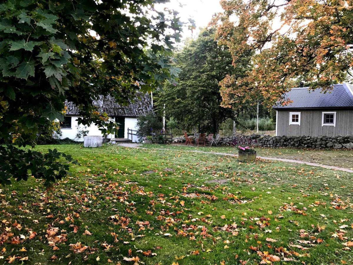 Bed and Breakfast The Old Henhouse Tollarp Exterior foto